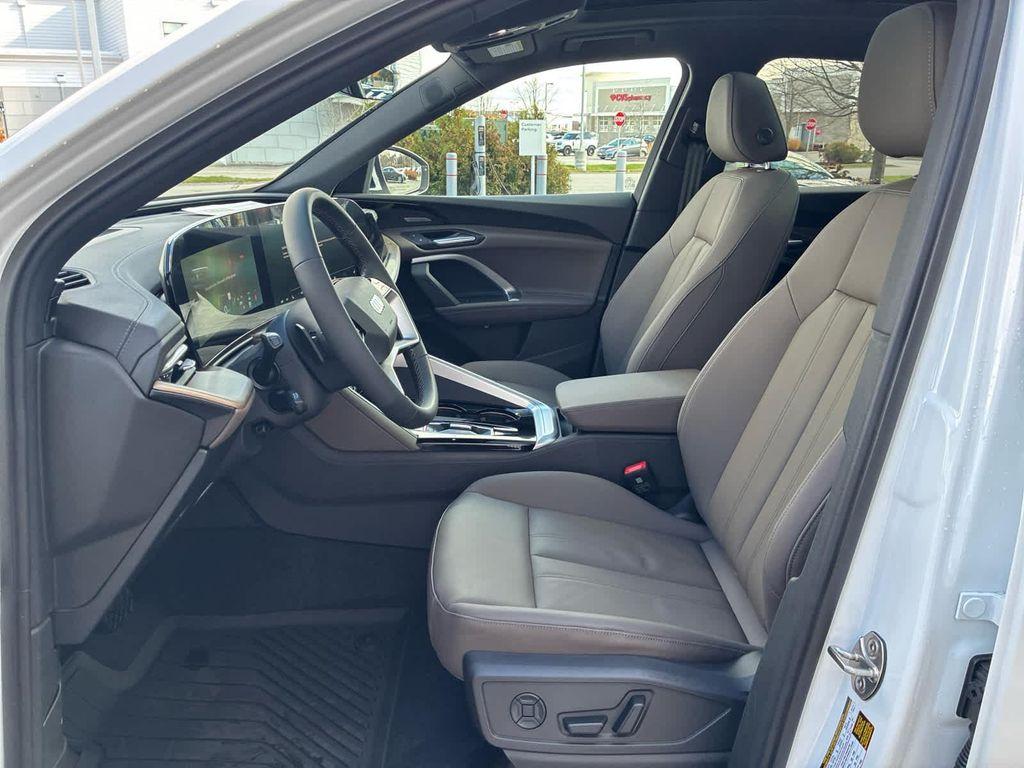 new 2025 Audi Q5 car, priced at $59,885
