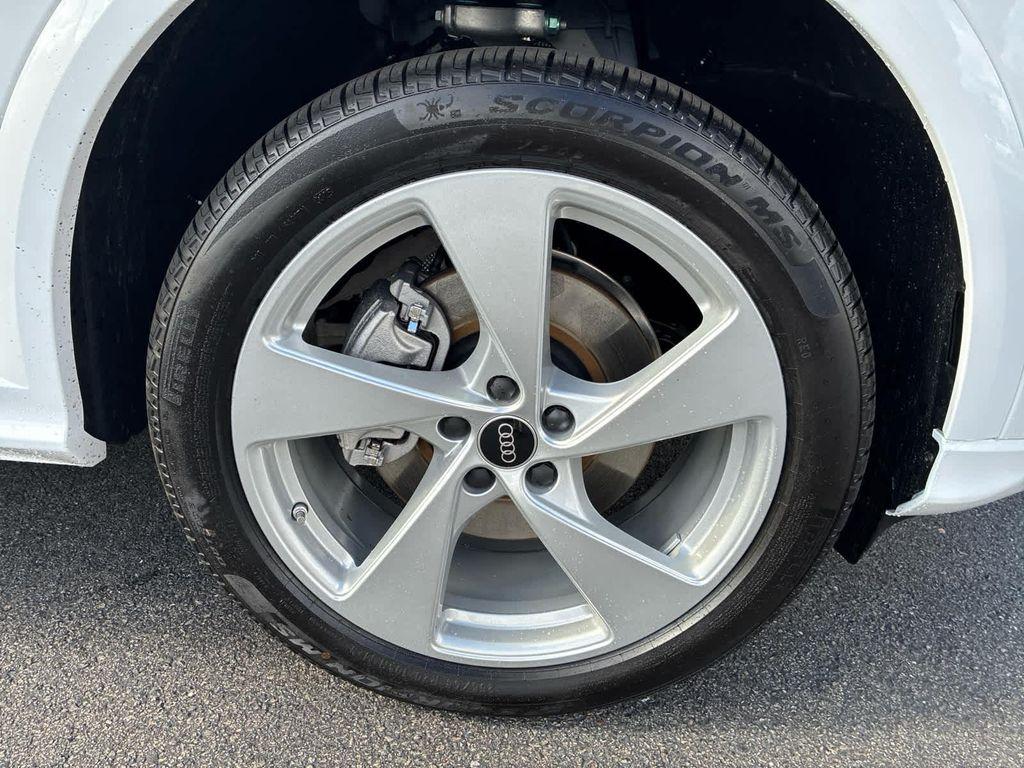 new 2025 Audi Q5 car, priced at $59,885