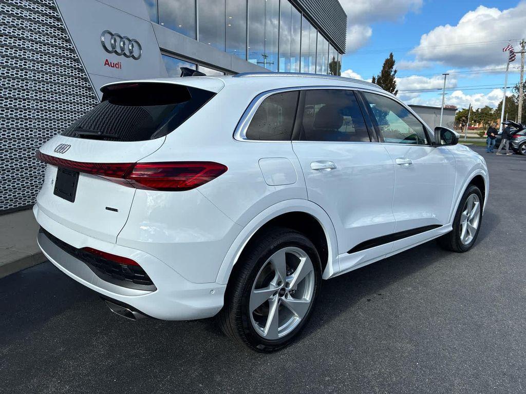 new 2025 Audi Q5 car, priced at $59,885