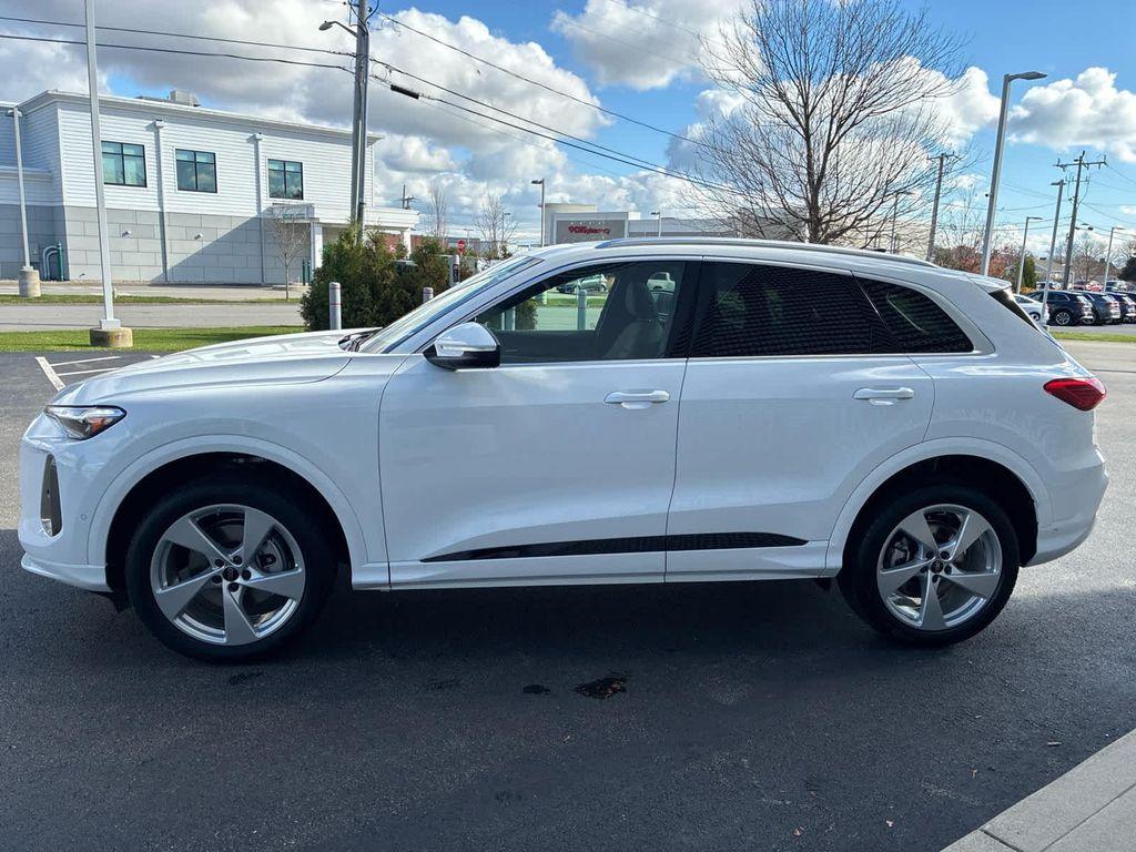 new 2025 Audi Q5 car, priced at $59,885