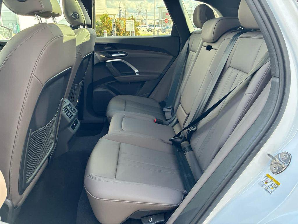 new 2025 Audi Q5 car, priced at $59,885