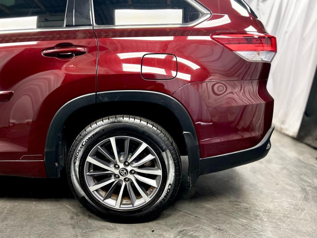 used 2017 Toyota Highlander car, priced at $26,650