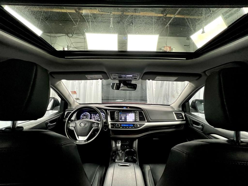 used 2017 Toyota Highlander car, priced at $26,650