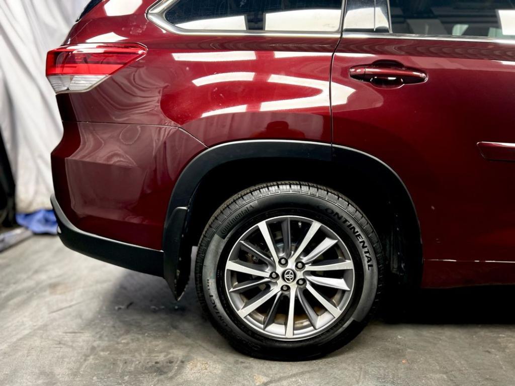 used 2017 Toyota Highlander car, priced at $26,650