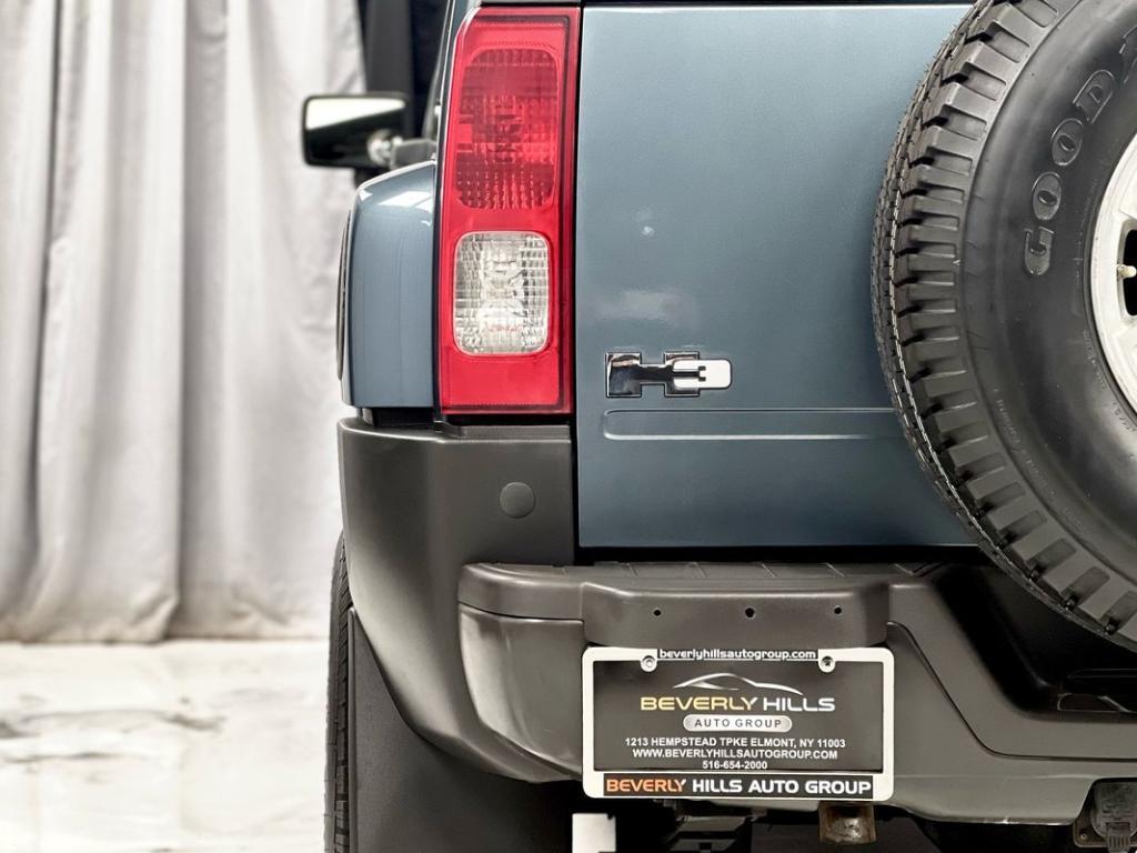 used 2006 Hummer H3 car, priced at $16,995