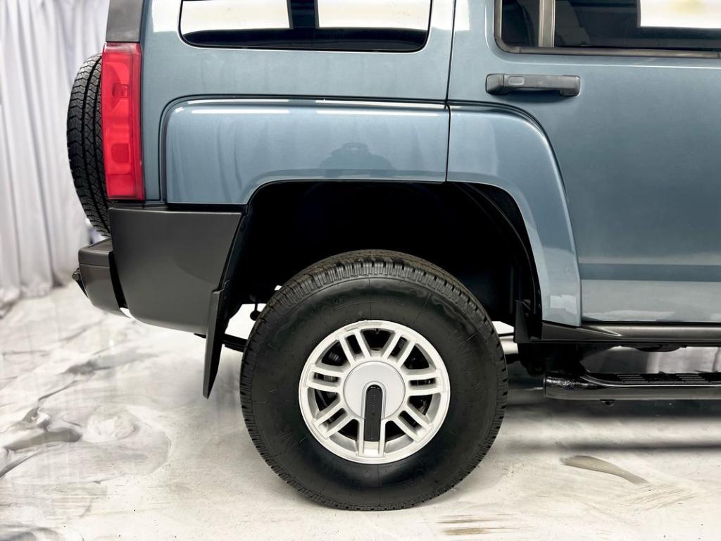used 2006 Hummer H3 car, priced at $16,995