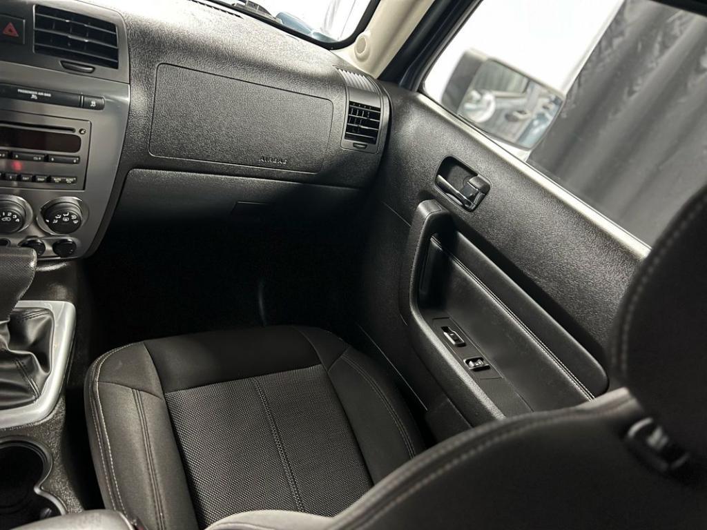 used 2006 Hummer H3 car, priced at $16,995
