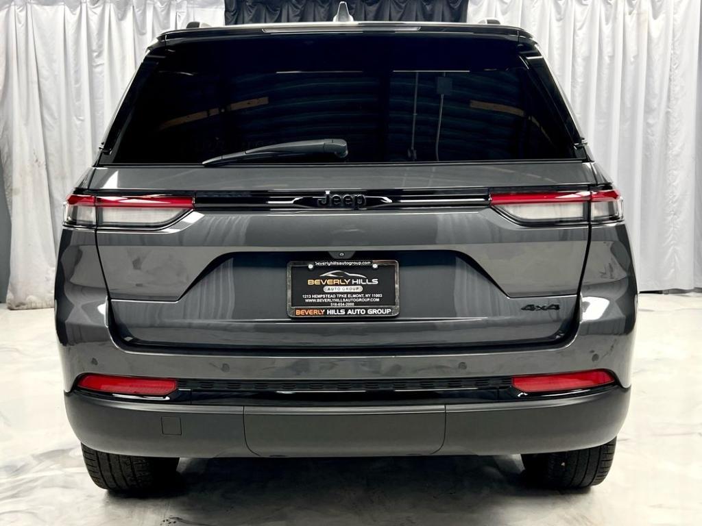 used 2022 Jeep Grand Cherokee car, priced at $31,950
