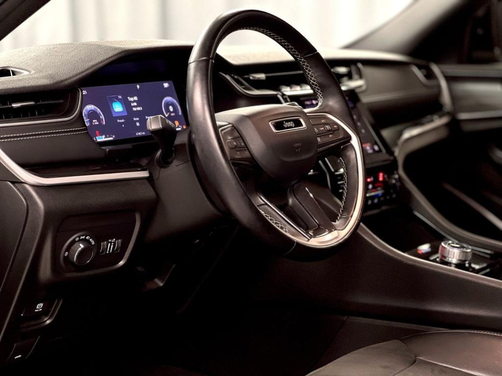 used 2022 Jeep Grand Cherokee car, priced at $31,950