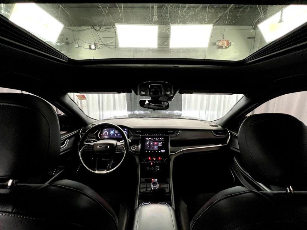 used 2022 Jeep Grand Cherokee car, priced at $31,950