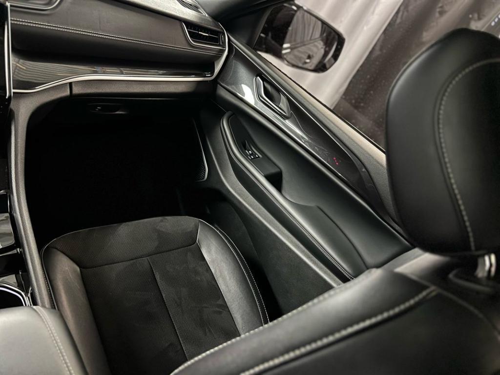 used 2022 Jeep Grand Cherokee car, priced at $31,950