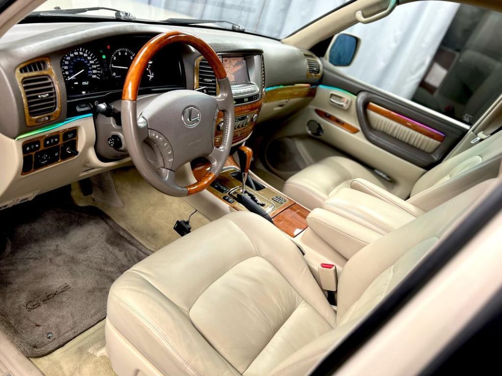 used 2005 Lexus LX 470 car, priced at $24,950