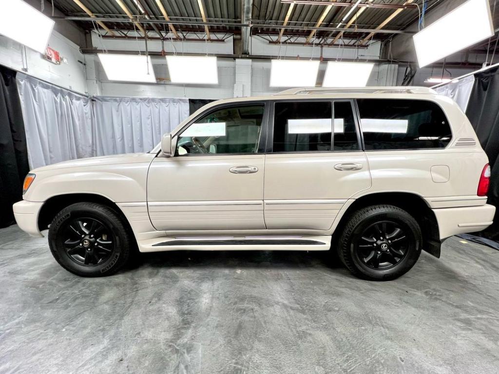 used 2005 Lexus LX 470 car, priced at $24,950