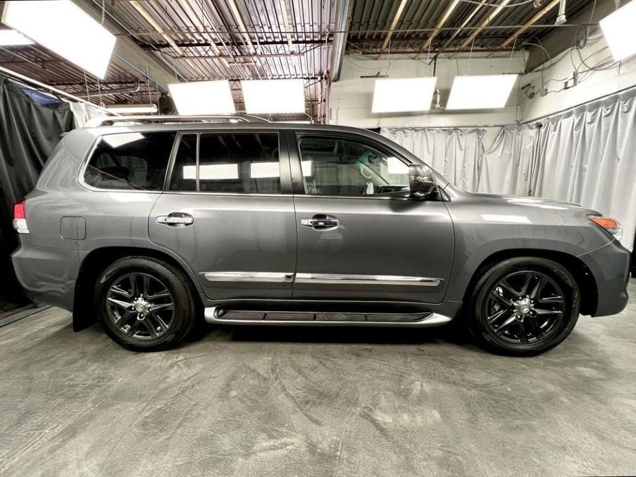 used 2015 Lexus LX 570 car, priced at $34,500