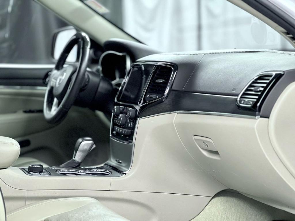 used 2020 Jeep Grand Cherokee car, priced at $27,950