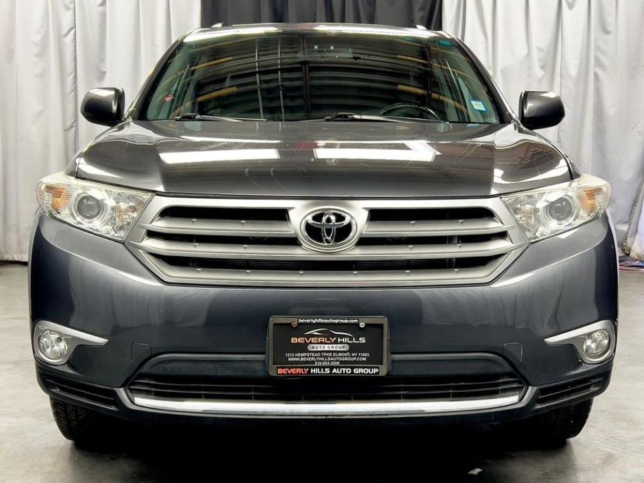 used 2011 Toyota Highlander car, priced at $18,950