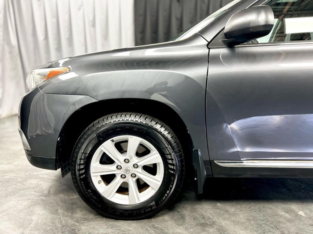 used 2011 Toyota Highlander car, priced at $18,950