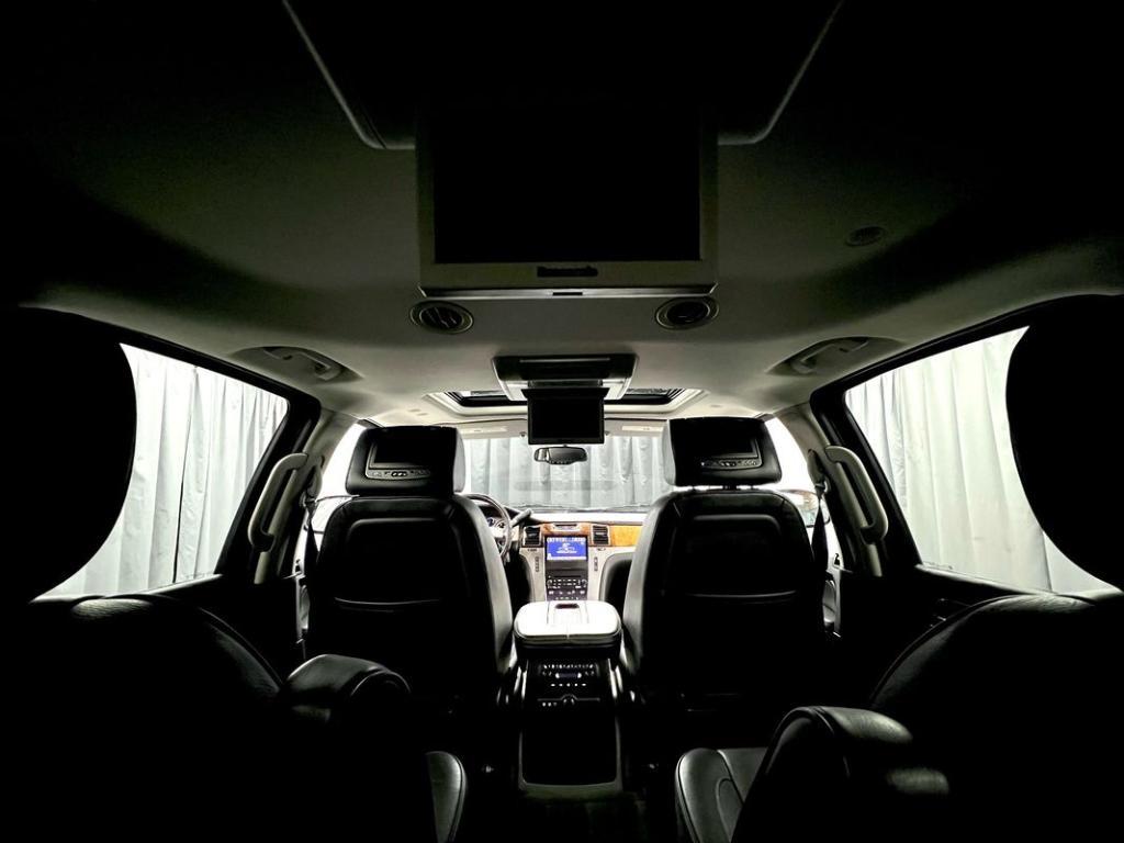 used 2014 Cadillac Escalade ESV car, priced at $27,950