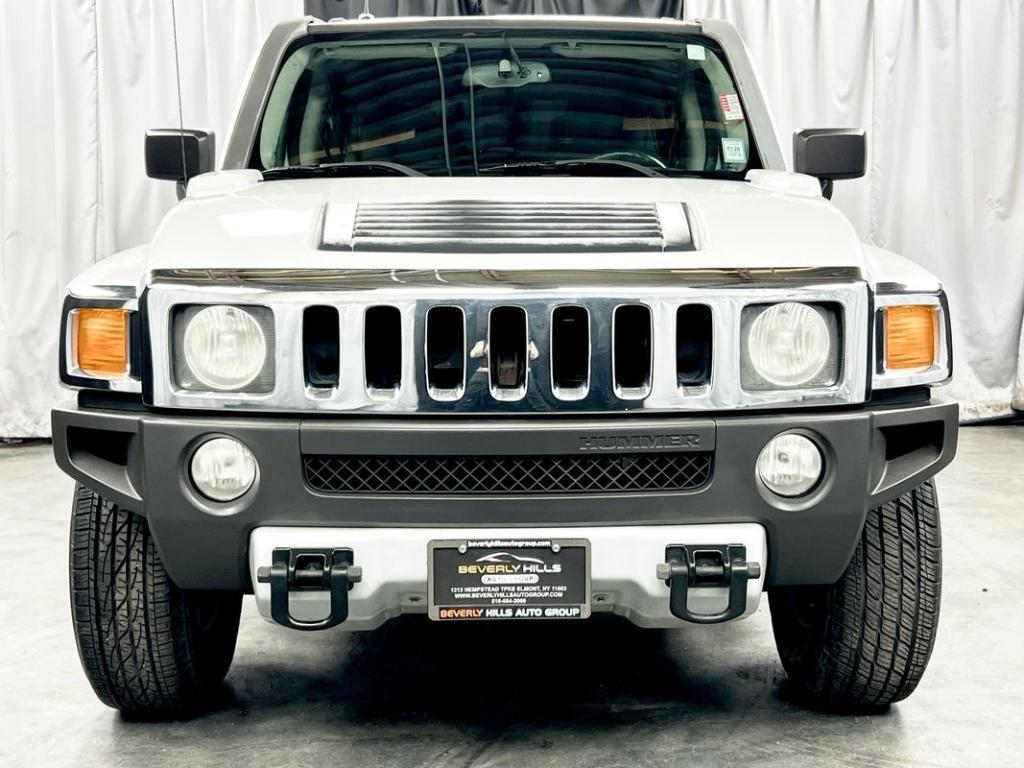 used 2009 Hummer H3 car, priced at $19,950