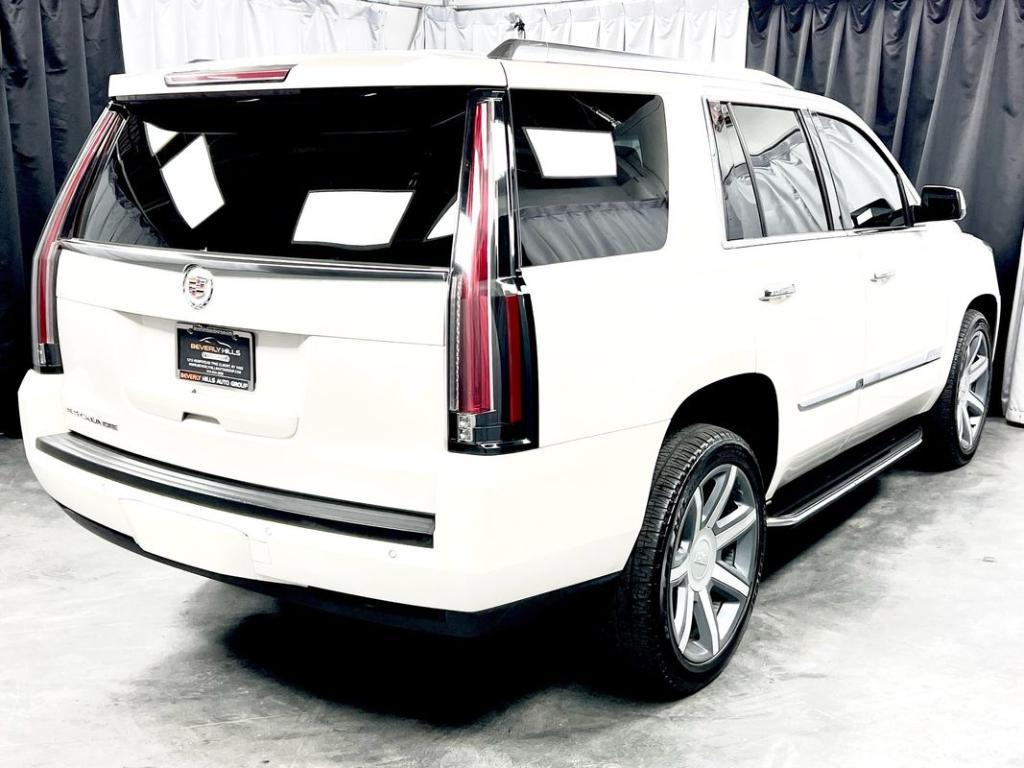 used 2015 Cadillac Escalade car, priced at $24,950