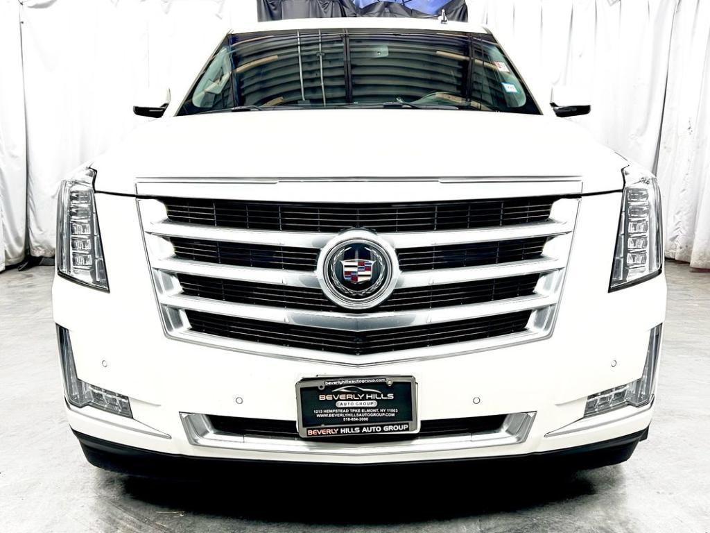 used 2015 Cadillac Escalade car, priced at $24,950