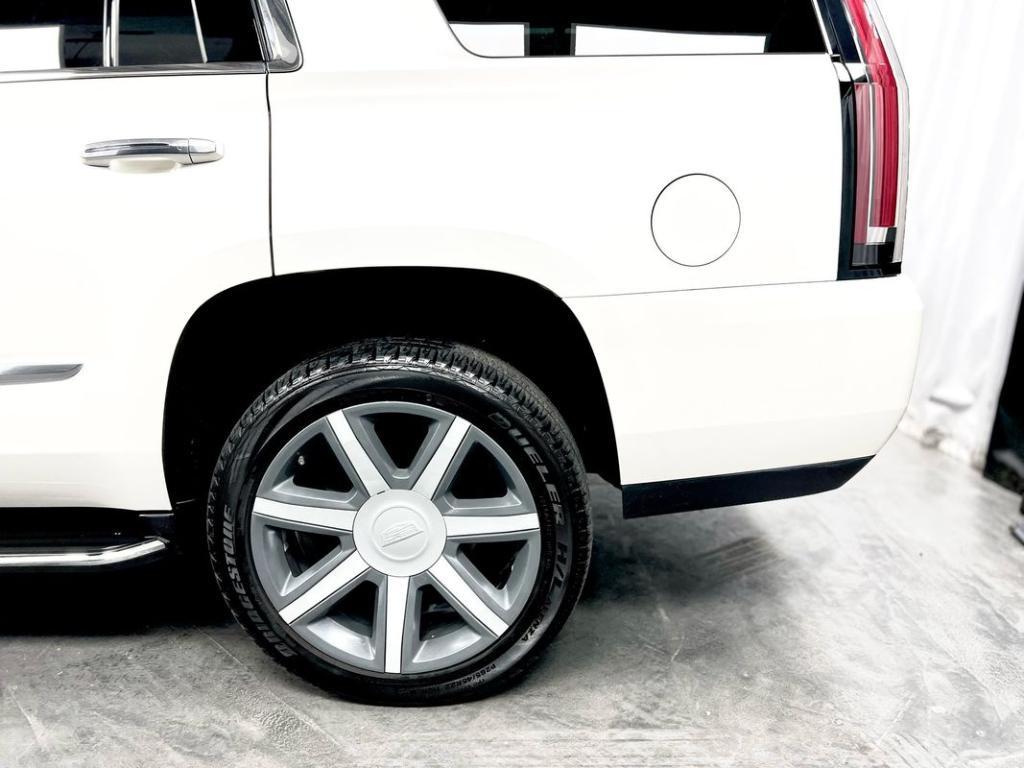 used 2015 Cadillac Escalade car, priced at $24,950