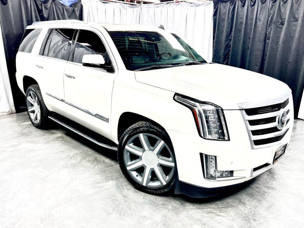 used 2015 Cadillac Escalade car, priced at $24,950