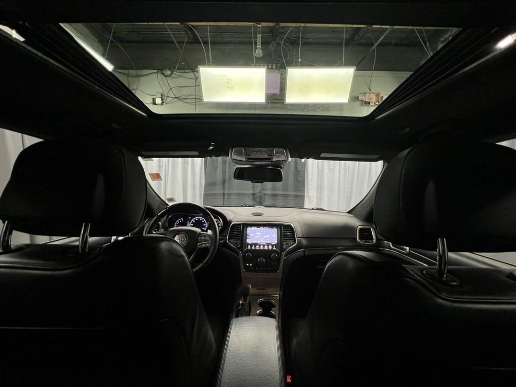 used 2016 Jeep Grand Cherokee car, priced at $20,950