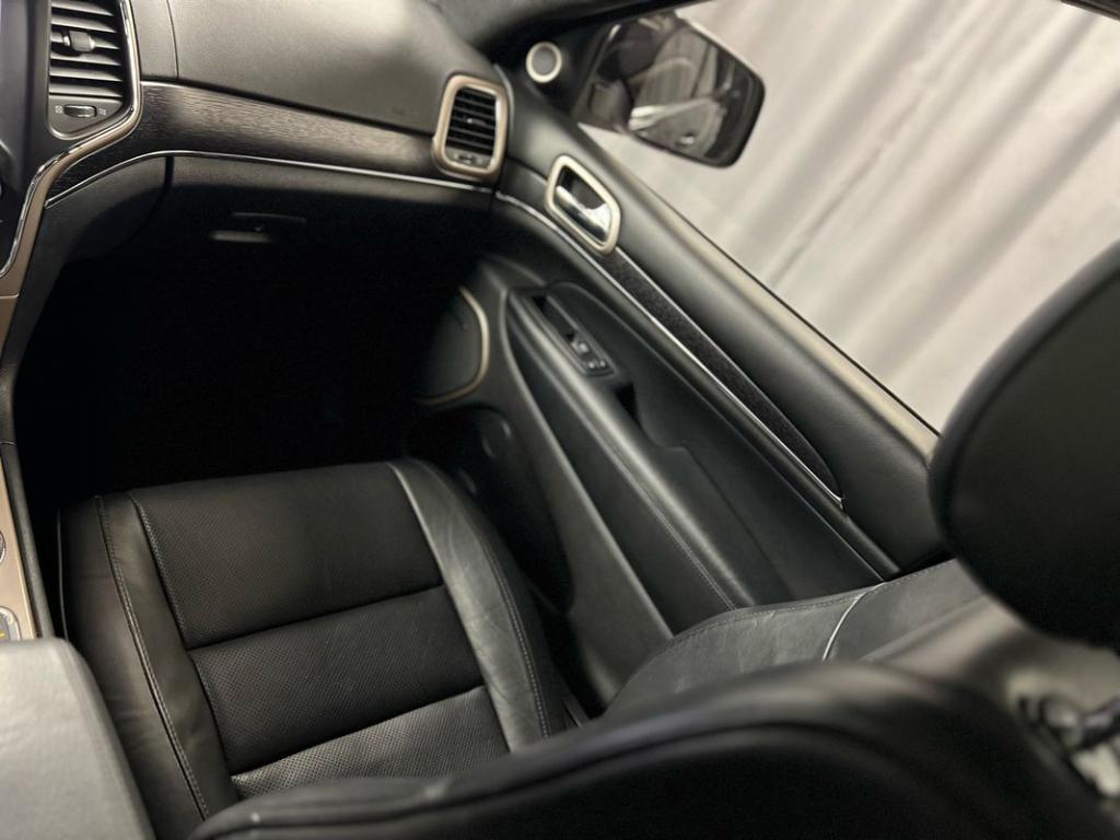 used 2016 Jeep Grand Cherokee car, priced at $20,950