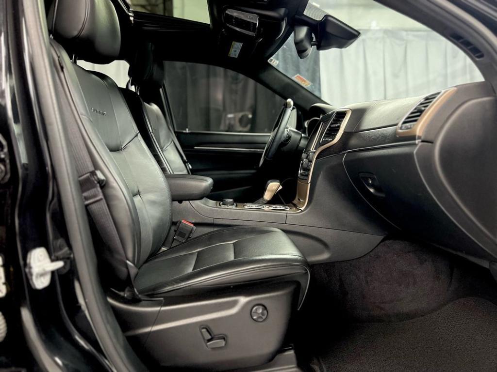used 2016 Jeep Grand Cherokee car, priced at $20,950