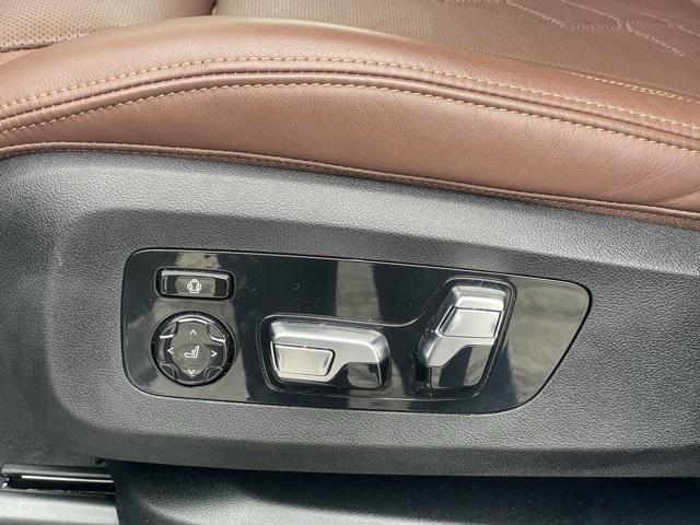 used 2025 BMW X7 car, priced at $115,395