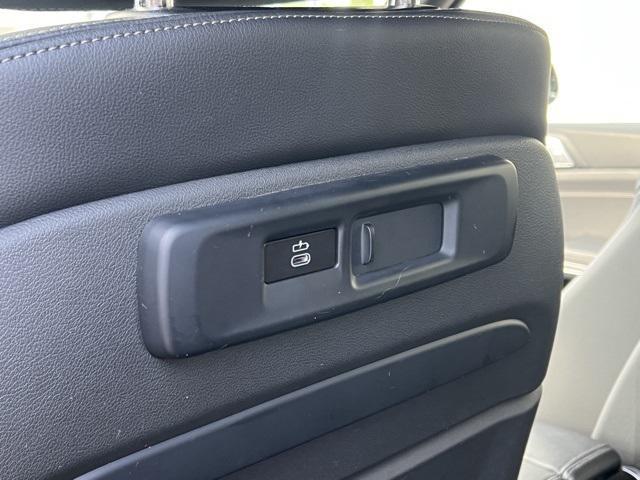 used 2022 BMW X7 car, priced at $55,058