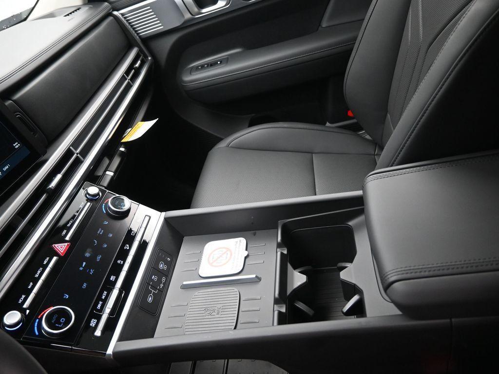 new 2025 Hyundai Santa Fe car, priced at $38,207