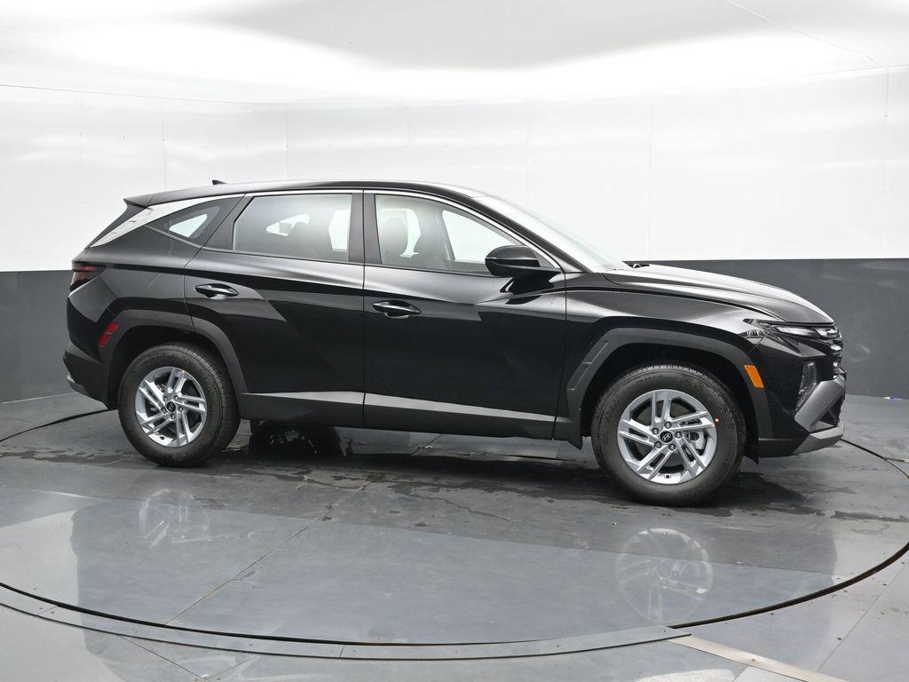 new 2025 Hyundai Tucson car, priced at $26,984