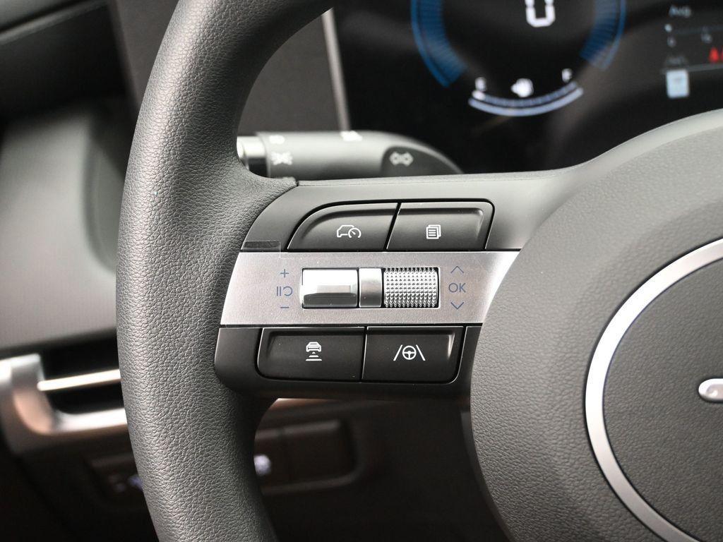 new 2025 Hyundai Tucson car, priced at $26,984