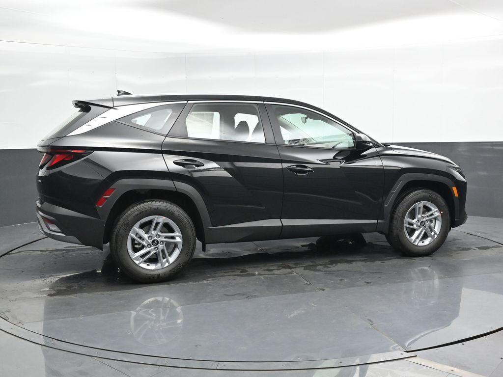new 2025 Hyundai Tucson car, priced at $26,984