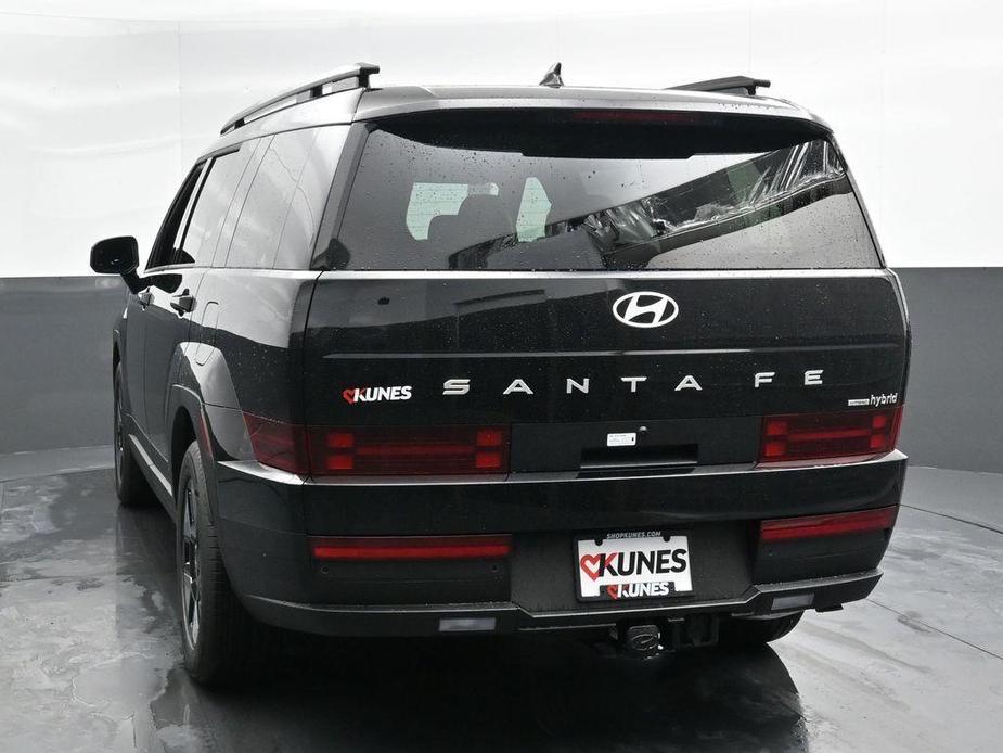 new 2025 Hyundai Santa Fe HEV car, priced at $39,765