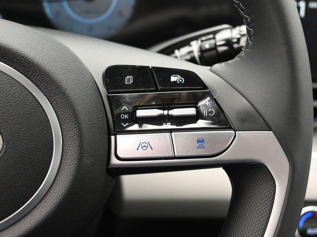 new 2025 Hyundai Elantra car, priced at $26,385
