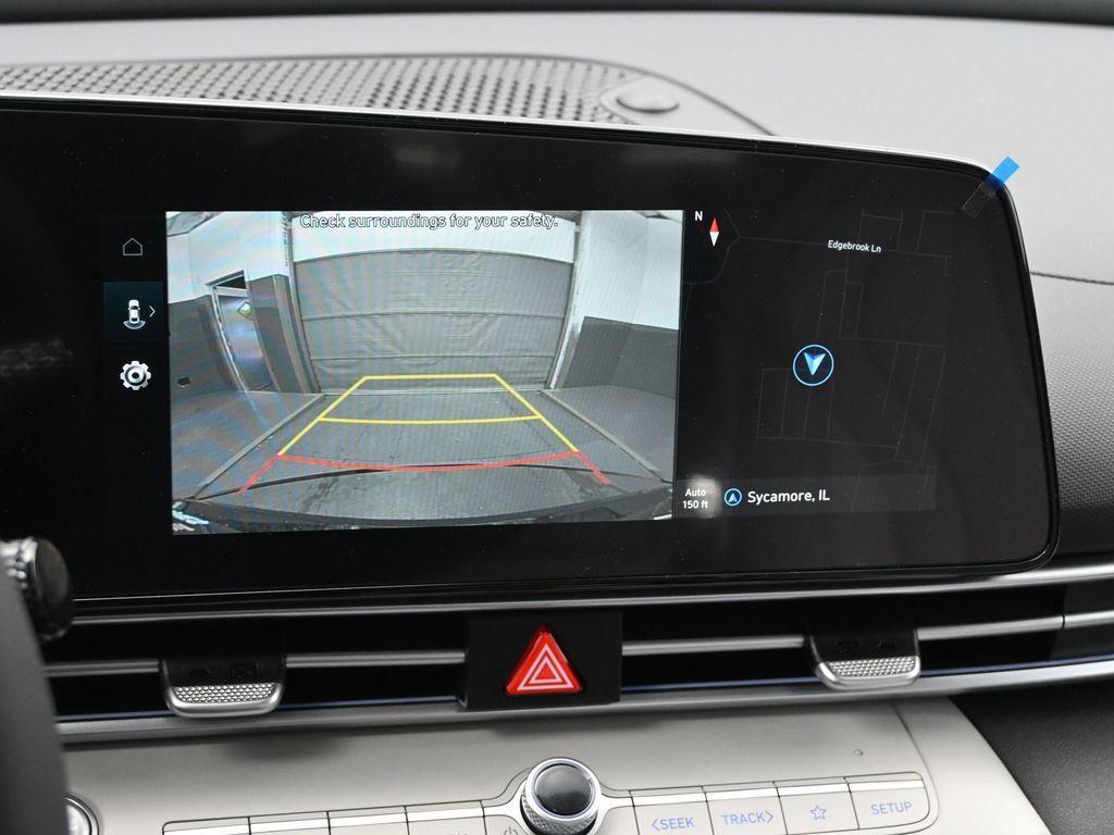 new 2025 Hyundai Elantra car, priced at $26,385