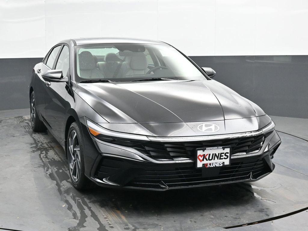 new 2025 Hyundai Elantra car, priced at $26,385