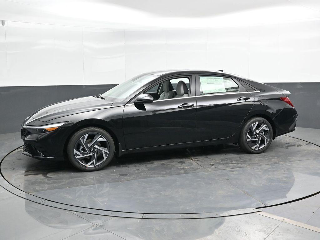 new 2025 Hyundai Elantra car, priced at $26,385