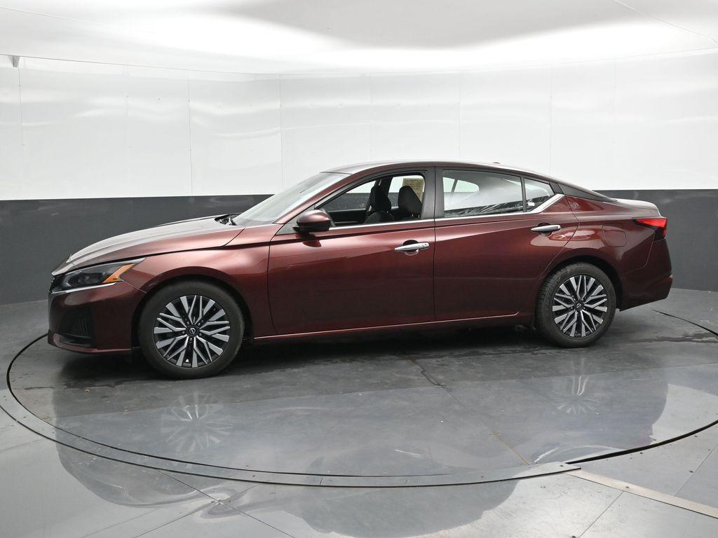 used 2023 Nissan Altima car, priced at $18,995