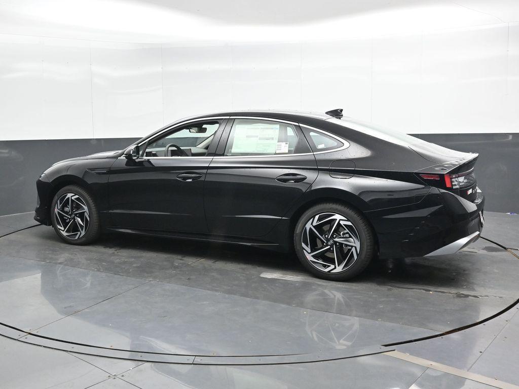 new 2026 Hyundai Sonata car, priced at $32,085