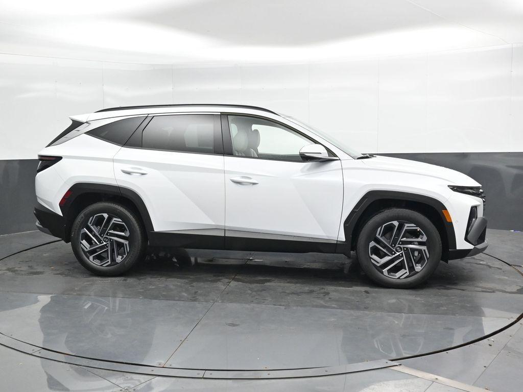 new 2026 Hyundai TUCSON Hybrid car, priced at $41,025
