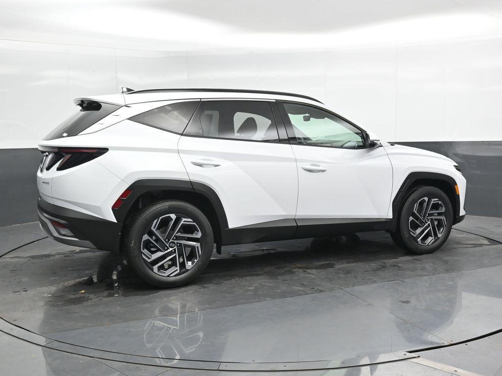 new 2026 Hyundai TUCSON Hybrid car, priced at $41,025