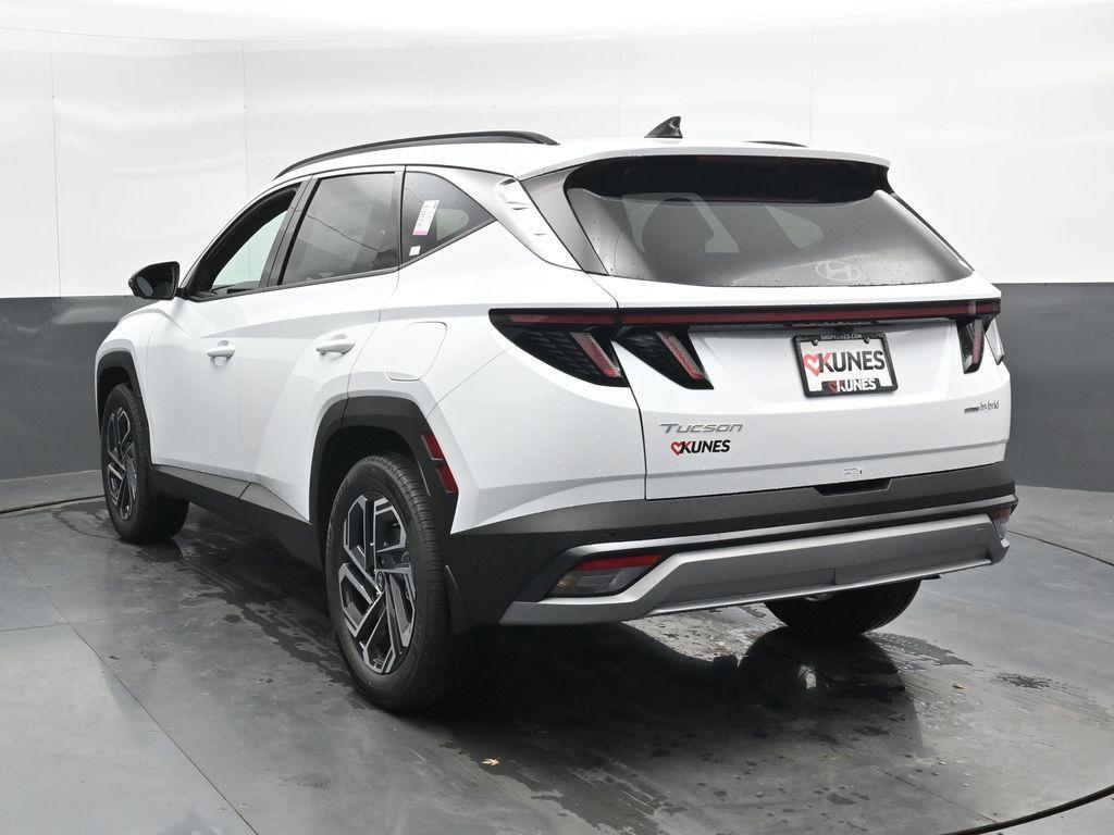 new 2026 Hyundai TUCSON Hybrid car, priced at $41,025