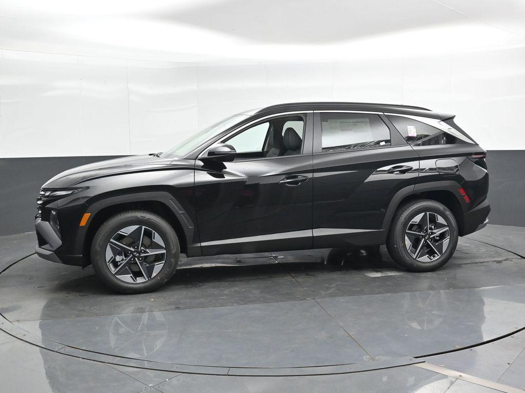 new 2026 Hyundai TUCSON Hybrid car, priced at $34,455