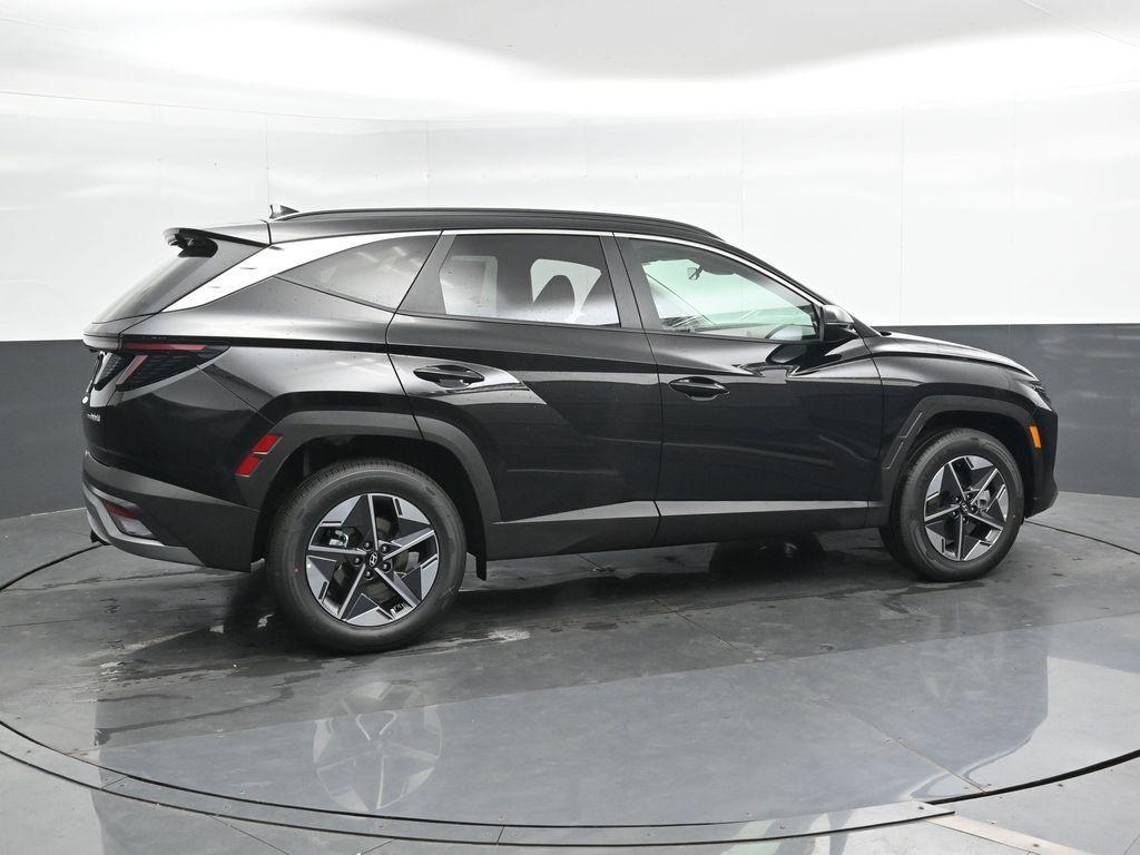 new 2026 Hyundai TUCSON Hybrid car, priced at $34,455