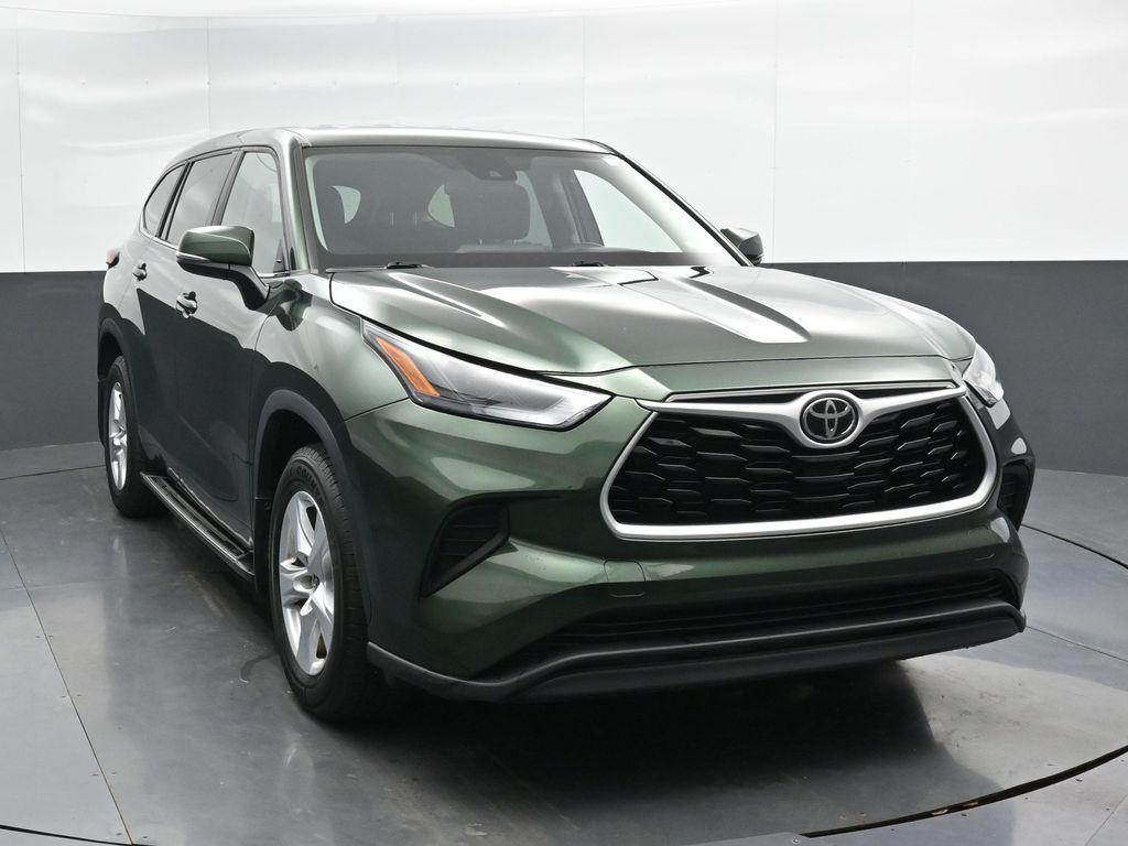 used 2023 Toyota Highlander car, priced at $35,210