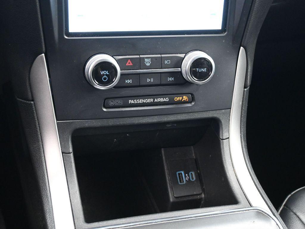 used 2022 Ford Edge car, priced at $19,100